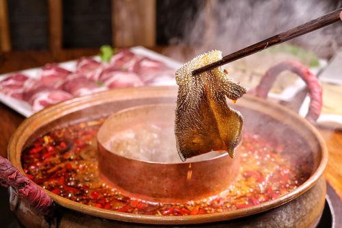 洋瓜可以煮火锅吃吗视频,意想不到的火锅新食材探索