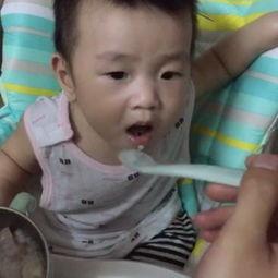 吃小瓜的小孩视频大全图片